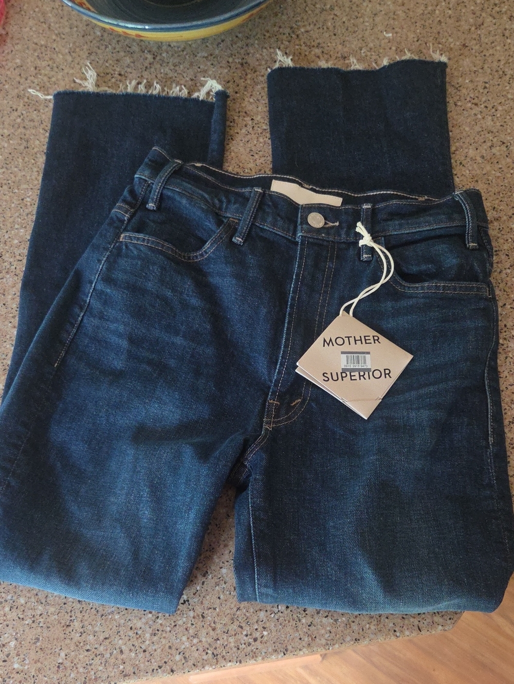 MOTHER Superior The Hustler Flood Fray Jeans